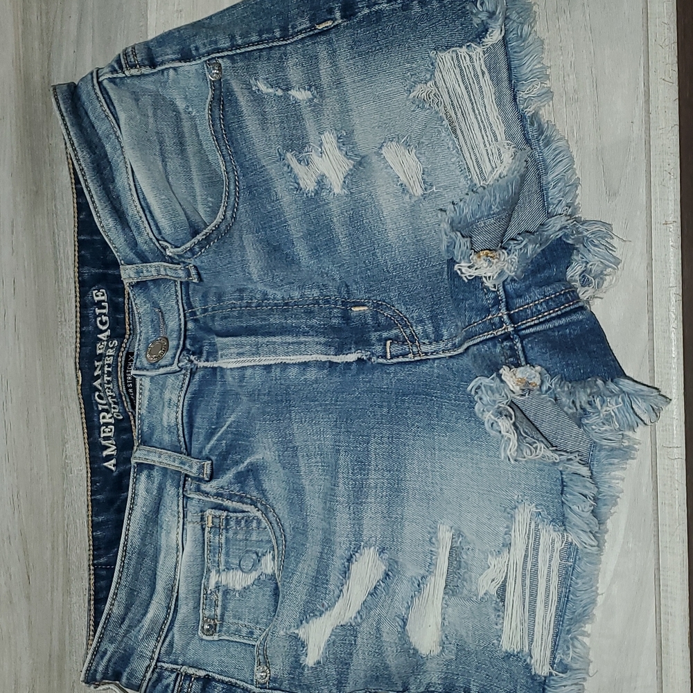 American Eagle Outfitters Super Stretch X Hi-Rise Shortie